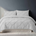 Pintuck Pinch Pleated Polycotton Duvet Cover And Pillowcases Set Bed Linen - Super King - Silver