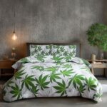 Duvet Cover And Pillowcase Set Black Or White Cannabis Design Polycotton Bed Linen - White - Super King